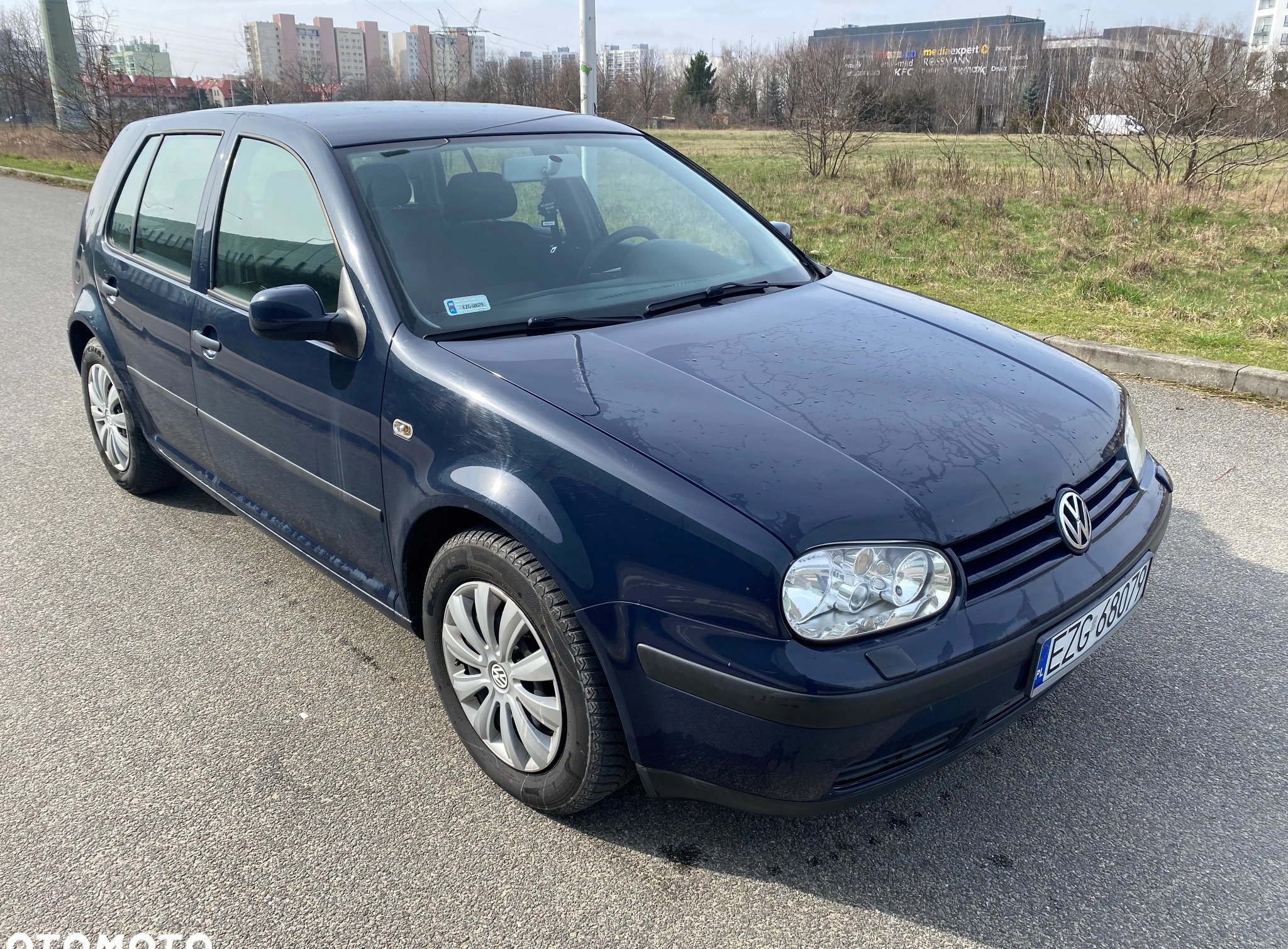 Volkswagen Golf cena 4900 przebieg: 237000, rok produkcji 2002 z Warszawa małe 56